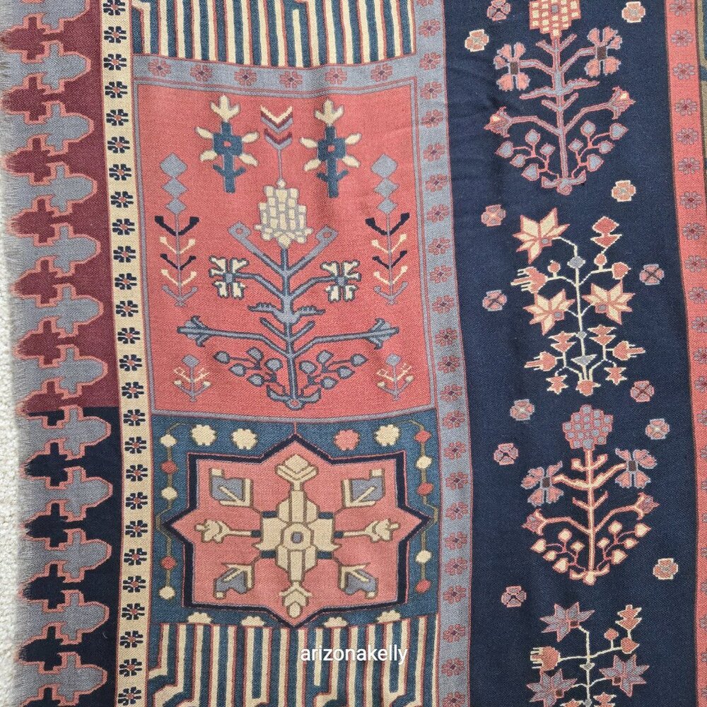 The Met Wool Soft Square Scarf Earth Tones Metropolitan Museum of Art - Picture 6 of 16